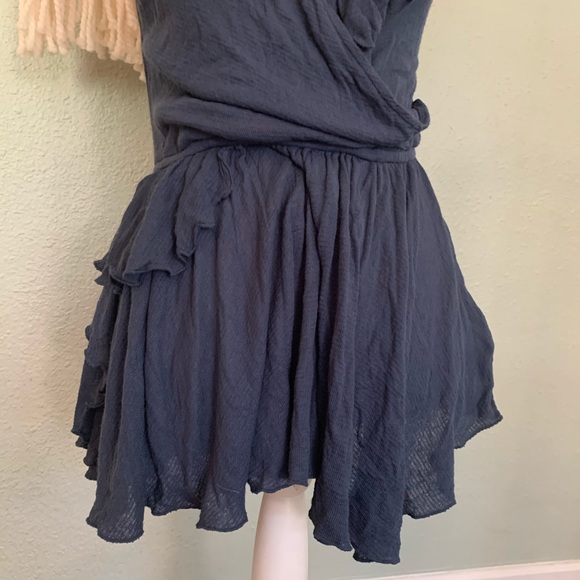 Free People sleeveless cross front top - Picture 3 of 8